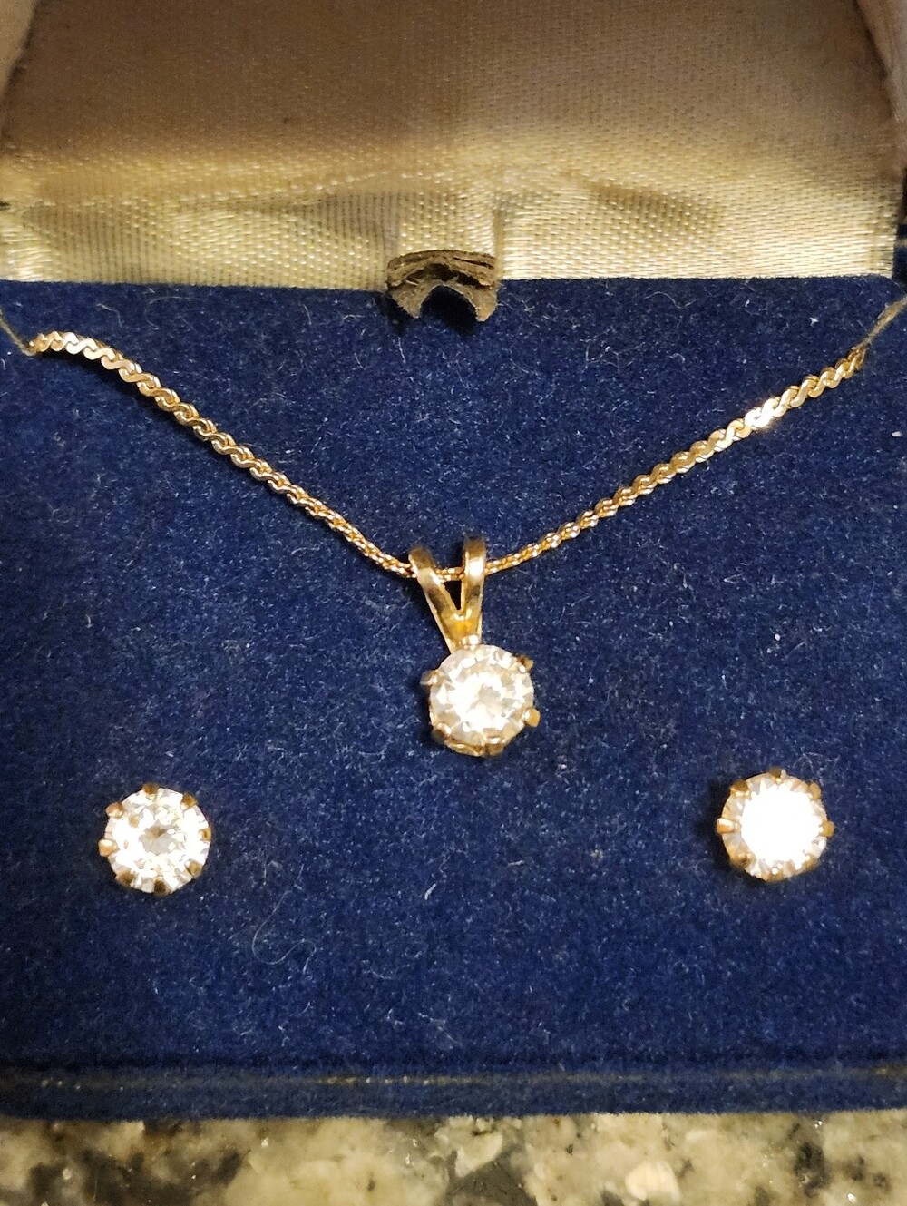 Gold-Tone Cubic Zirconia Solitare Pendant Necklace and CZ Stud Earrings Set- NIB